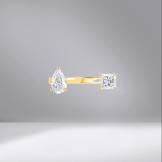 Two Lab Grown Diamonds are embedded in the ring. Expressive and balanced, the Gemini is a study in creative harmony. With its tactile spirit and unisex appeal, the Gemini is an effortless mainstay.