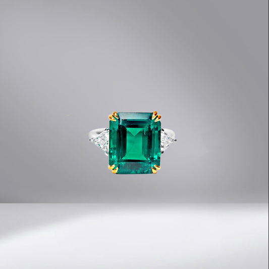 Emerald & Diamond Ring