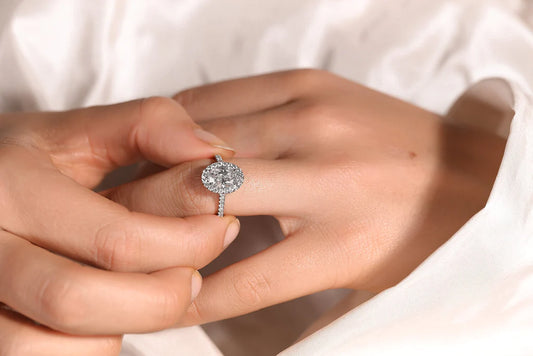 5 THINGS YOU NEED TO KNOW ABOUT LAB-GROWN DIAMONDS