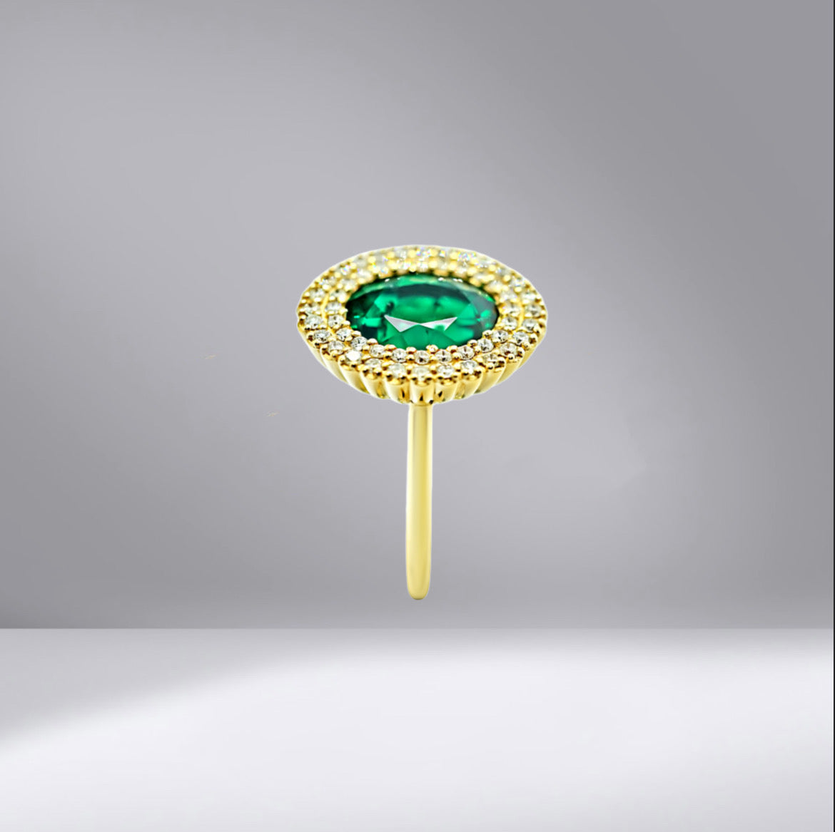 Emerald/Diamond Ring